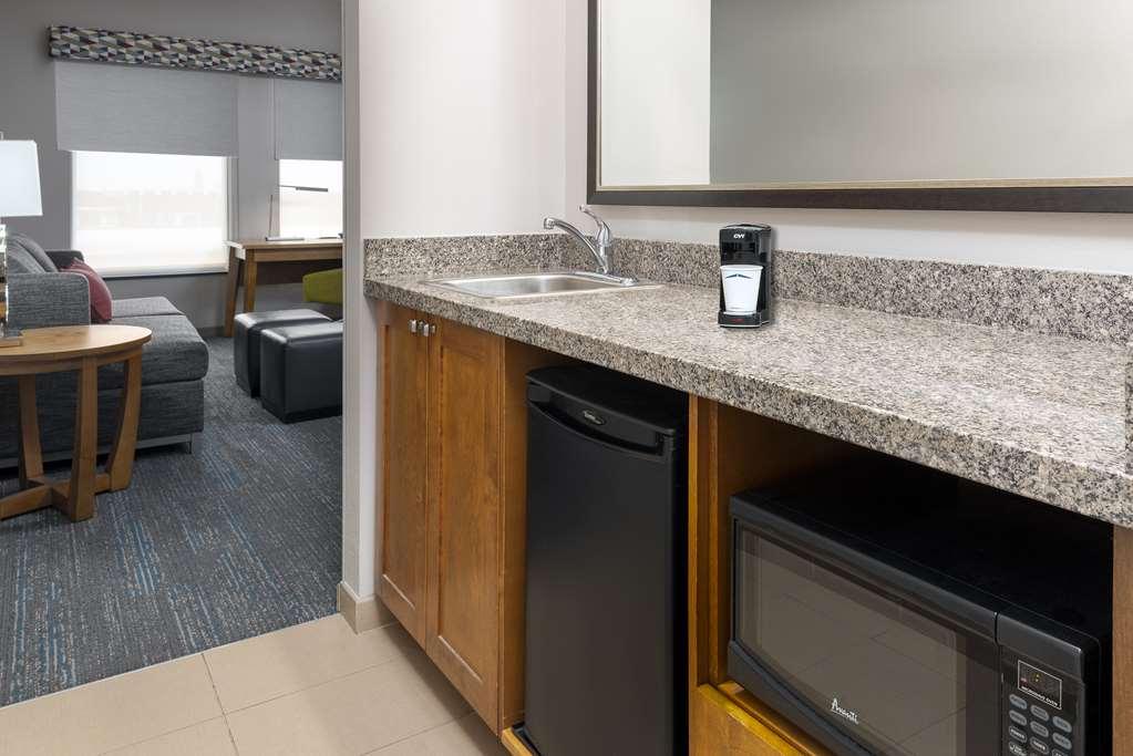 Hampton Inn And Suites Clayton/St. Louis-Galleria Area Room photo